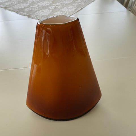 Håndlaget vase