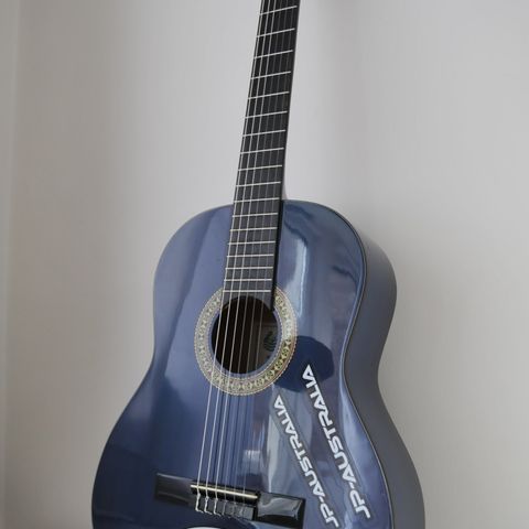 Hornaas JP Australia CH-004MBL 1/1 fullstørrelse klassisk gitar med nye strenger