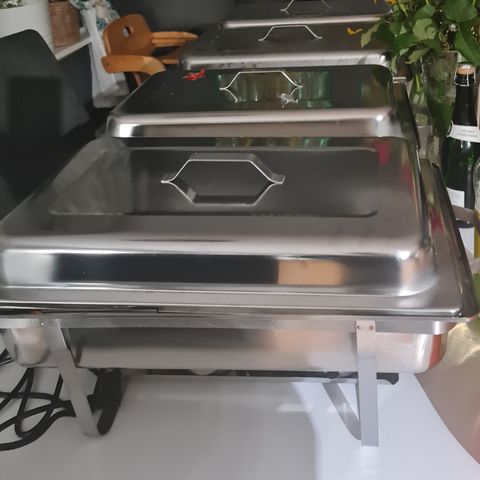 4stk chafing dish ug brennepasta selges samlet kr 4500