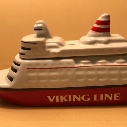 Viking Line rederi - skip askebeger/punsjglass med hull til sugerør  - uvanlig!