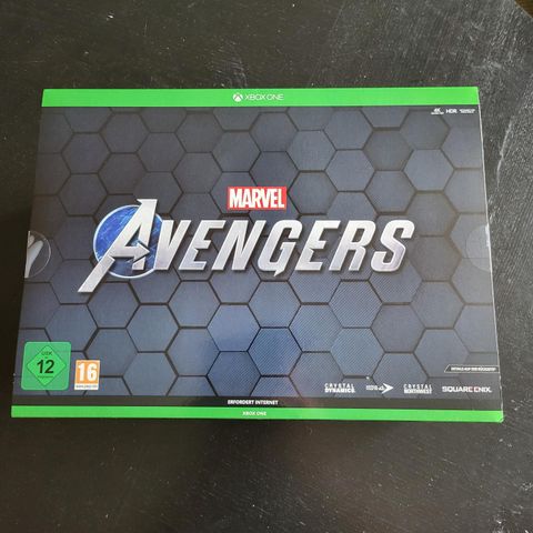 Avengers samleboks til Xbox one. Steelbook edition med figurer og merch!