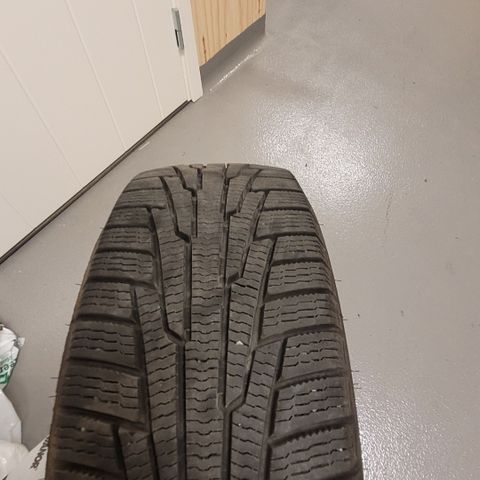 Winter tyres