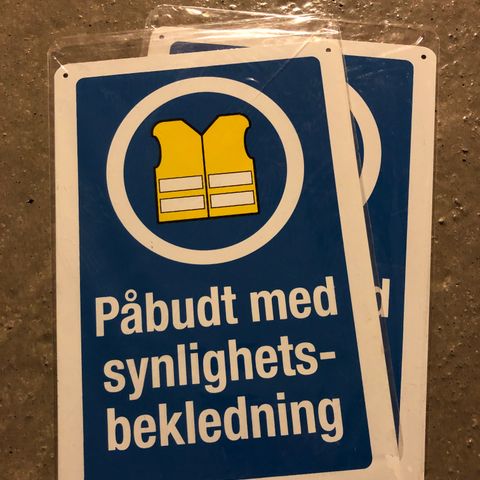 Div Opplysnings, Varsel og Fare skilt.