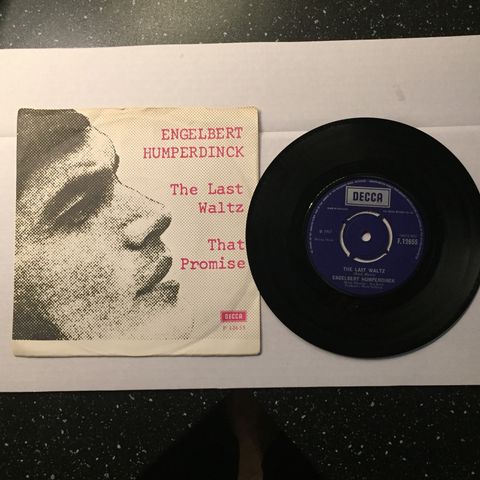 ENGELBERT HUMPERDINCK / THE LAST WALTZ  - 7" VINYL SINGLE