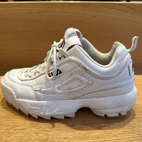 Fila sko str 38