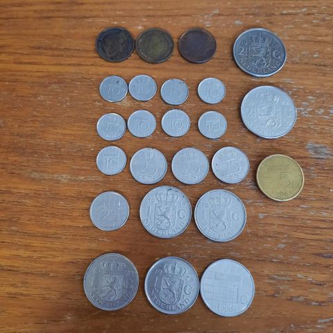 Samling med mynter fra Nederland - 24 stk