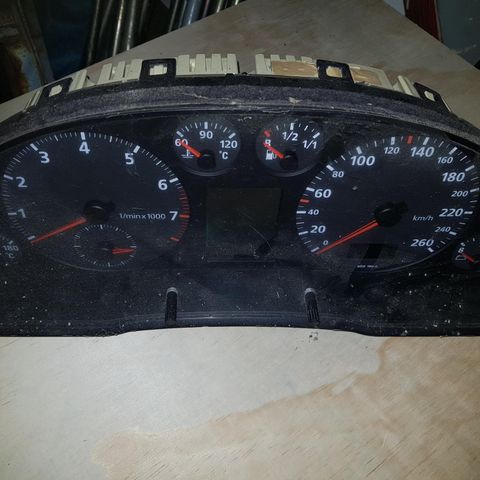 Audi a4 b5 speedometer