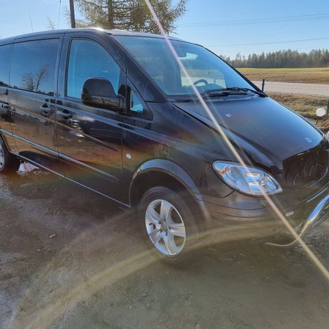 Mercedes Vito w 639 kun I deler