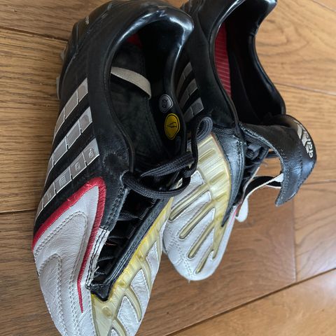 Adidas Predator Powerswerve FG str. 36