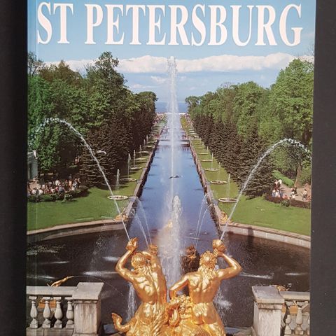 St. Petersburg History, Art and Architecture av Kathleen Berton Murrell