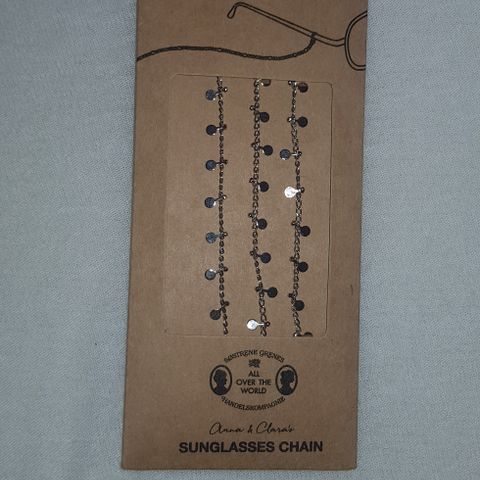 SUNGLASSES CHAIN, Søstrene Grene