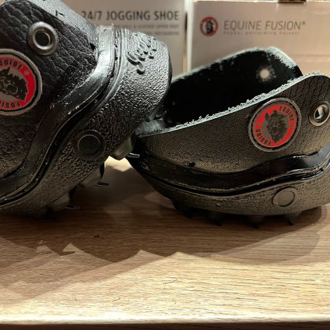 Equine Fusion 24/7 jogging shoe 8 slim - 2 boots