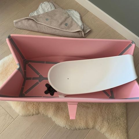 Stokke Flexi bath med nyfødtstøtte