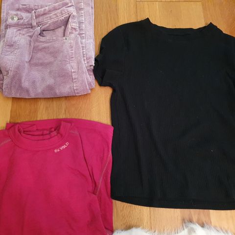 Bukse, genser, bluse, skjorte, t-shirt, skjørt og merino shirt str 152