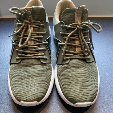 Joggesko Sapatos str 40