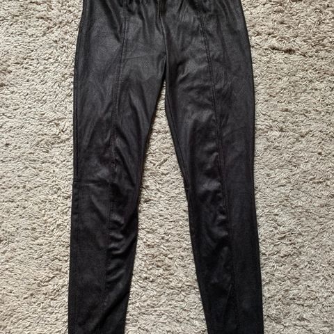 Ny Treggings str. XS,  155/64A  til salg