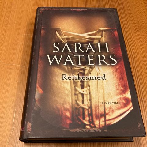 Sarah Waters : RENKESMED