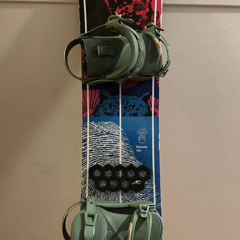 Bataleon Distortia snowboard 143cm