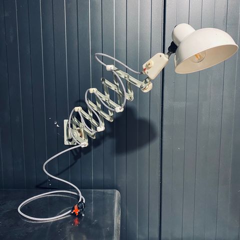 Helion VEB Vintage Retro Vegglampe - industrilampe