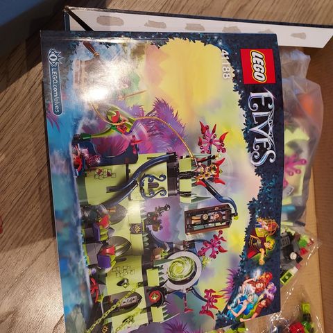 Lego Elves 41188 41188 Elves. Flukten fra trollkongensborg Utgått serie