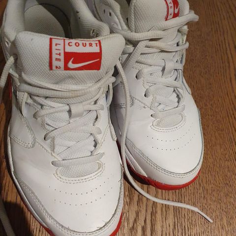 Nike tennissko str 38,5