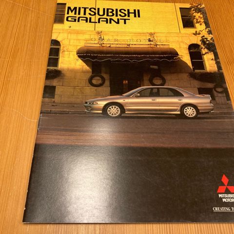 BILBROSJYRE - MITSUBISHI GALANT - 1996