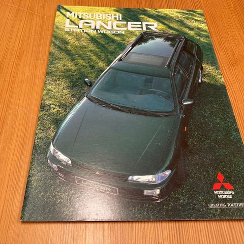 BILBROSJYRE - MITSUBISHI LANCER STATION WAGON - 1996