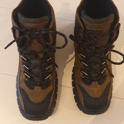 Gore tex Tursko fra Ecco  str 39