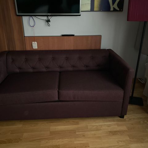 2 stk sofa med 140 seng,ikke lik farge som på bilde.