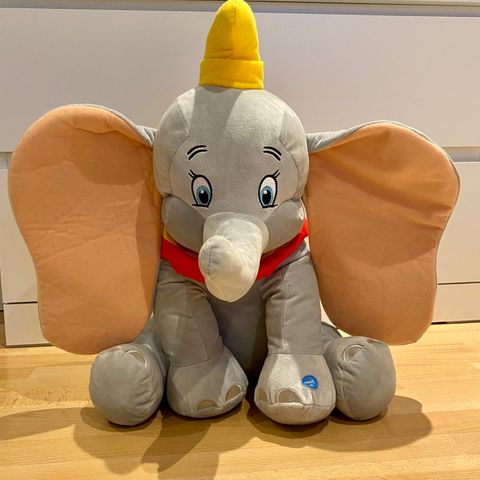 Stor Disney Dumbo bamse med lyd - 50 cm