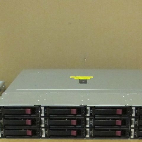HP StorageWorks D2600 2TB/24TB tot. SAS/SATA Hot Swap