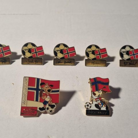 Pins fra Fotball VM 1994