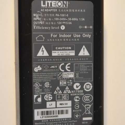 LiteOn 12 V 5 A PSU/strømkilde 5,5/2,1 mm plugg