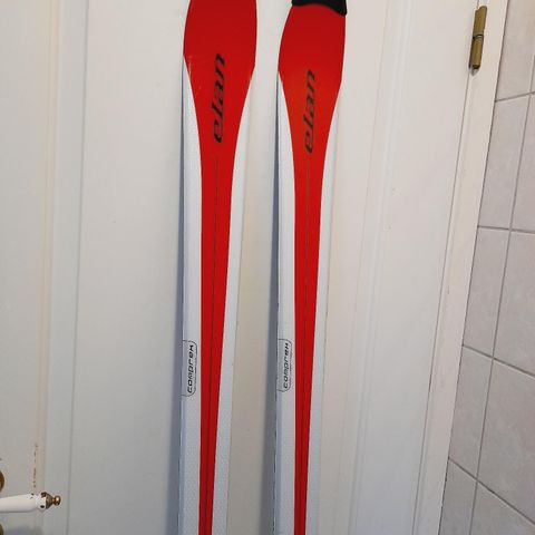 Elan SnowPeak Telemark ski uten bindinger 178 cm.