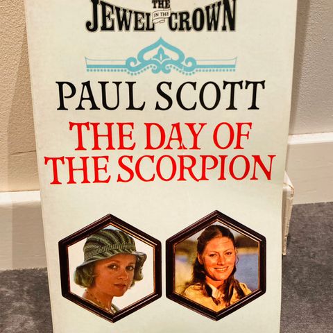 Paul Scott - The Day of the Scorpion bok engelsk English