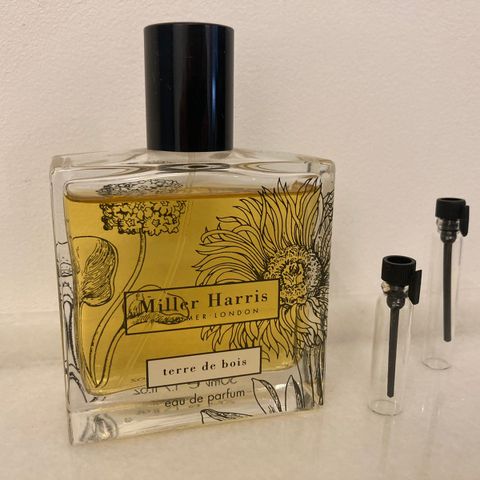 Miller Harris - Terre de Bois. Parfymeprøve / dekant