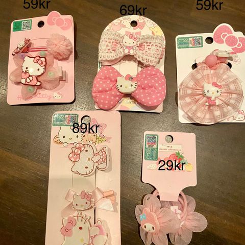 Hello kitty 2-pack tilbehør til håret hårspenner og hårstrikker