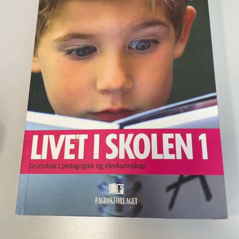 Livet i skolen av Lillejord, Nordahl, Manger og Helland