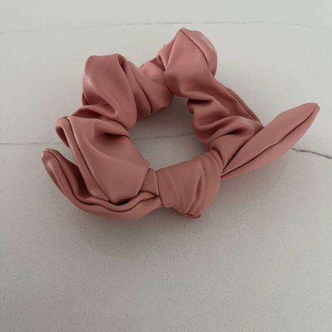 Ny Noma scrunchie