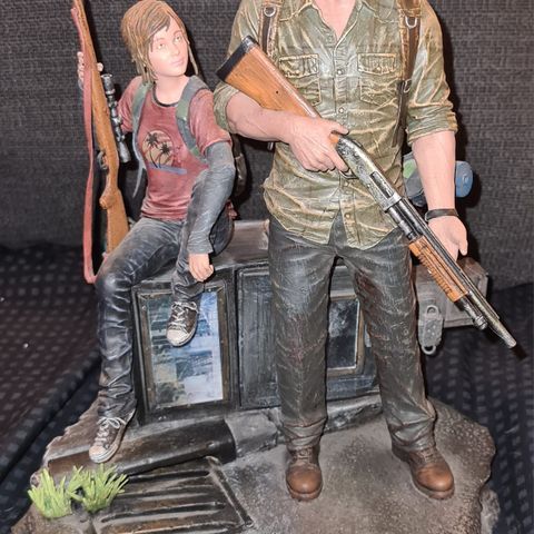 The Last of us Post Pandemic statue Collector's Edition Playstation