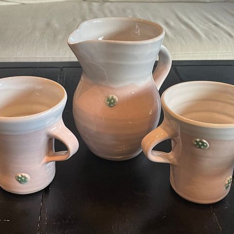 Keramikk, steingods, leirgods - nydelige kopper og mugge selges!