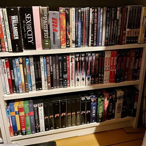 Diverse serier på DVD