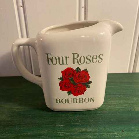 Four Roses Bourbon - kanne i porselen
