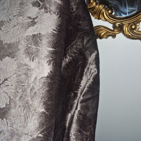 2 nydelige eksklusive svanefors gardin grå sølv velur med fjær