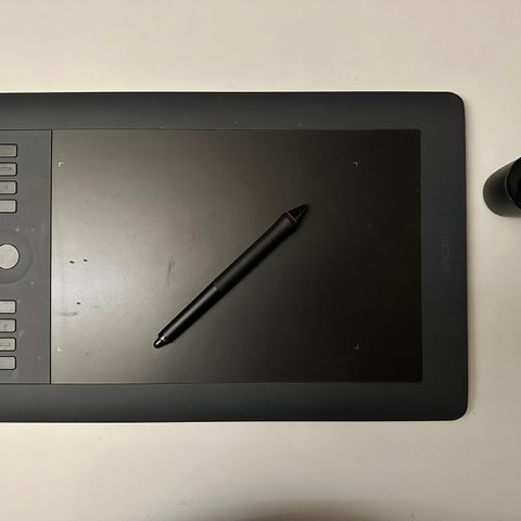 Wacom Intuos Medium Pro