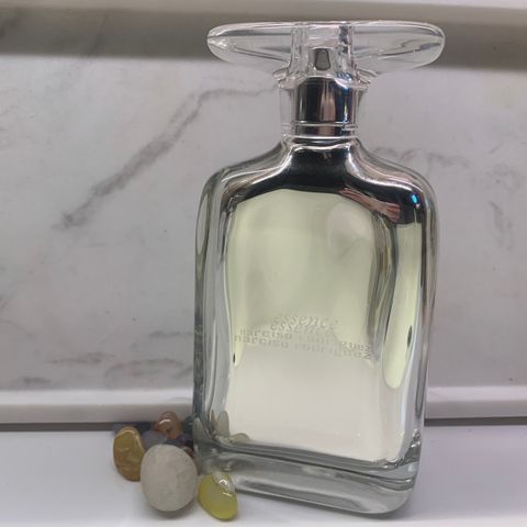 Parfymer, narciso essence +