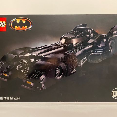 Uåpnet Lego Batmobile 76139