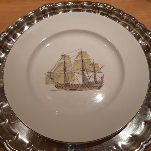 Staffordshire Tableware tallerkner