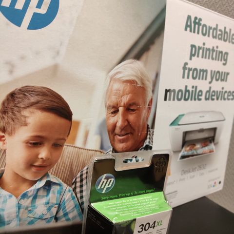 Printer HP DeskJet 2632 + HP 304xl Tri-color Cartridge