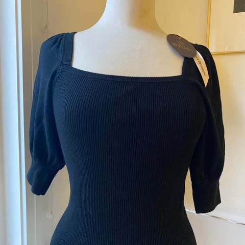 byTiMo 🖤 Ny flott klassisk svart byTiMo genser / topp -  Viscose Knit Top